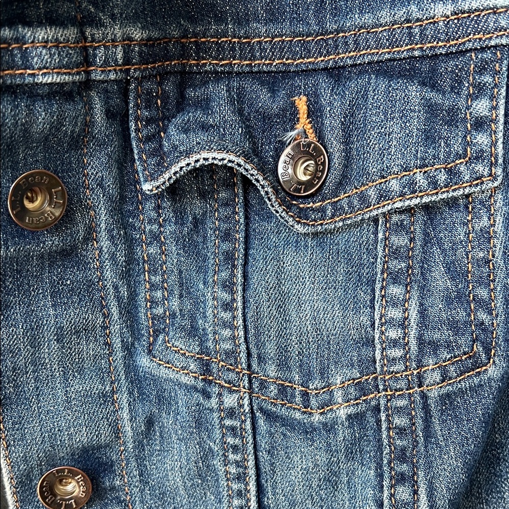 L.L. Bean Blue Denim Jean Jacket Women's XS EUC Stretch Western Cowgirl Boho - Picture 6 of 11